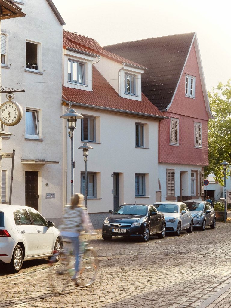 Hewitt-Architektur, Mehrfamilienhaus - Rheingaustraße Dieburg - Bild 1