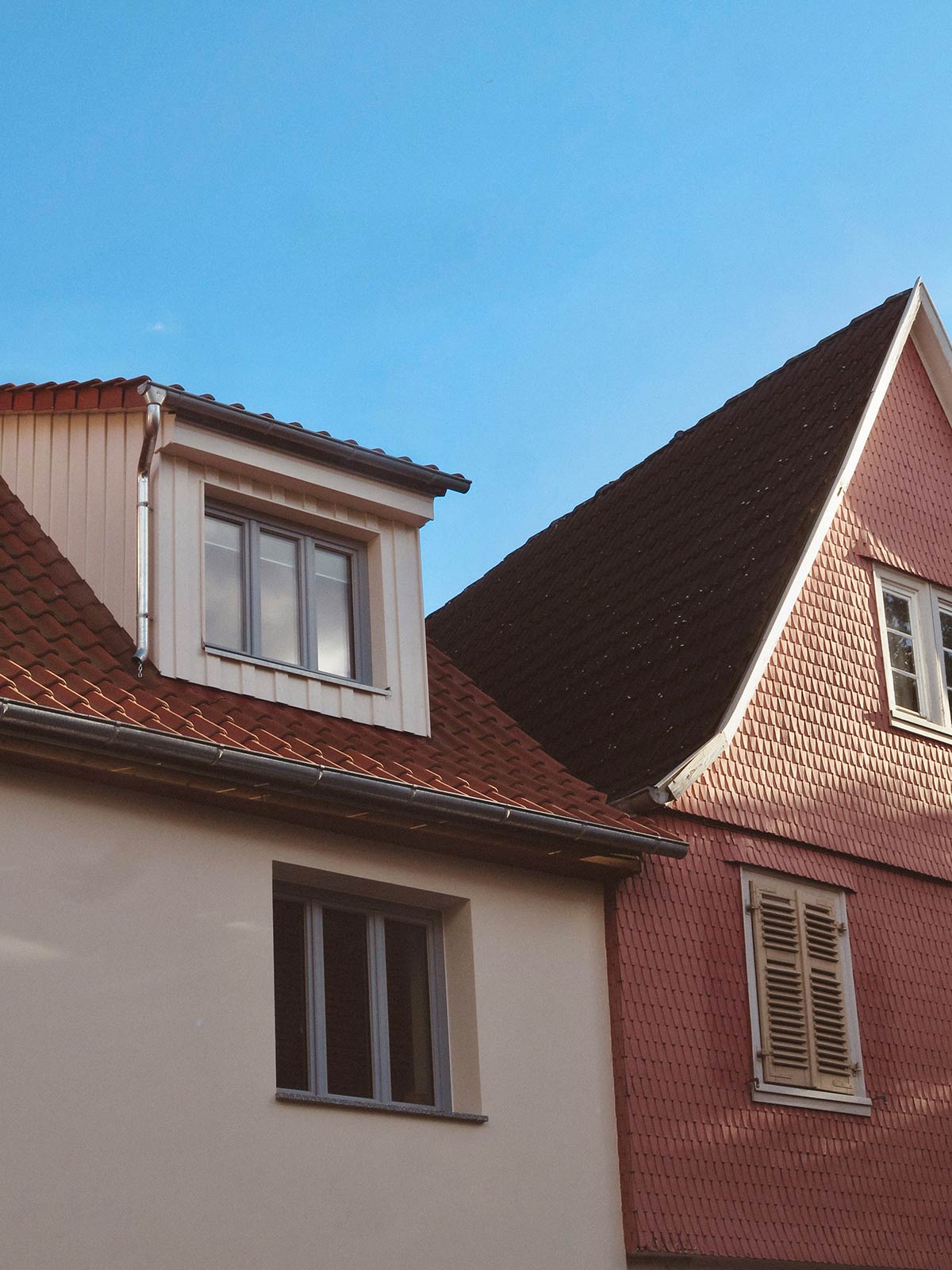Hewitt-Architektur, Mehrfamilienhaus - Rheingaustraße Dieburg - Dach 2
